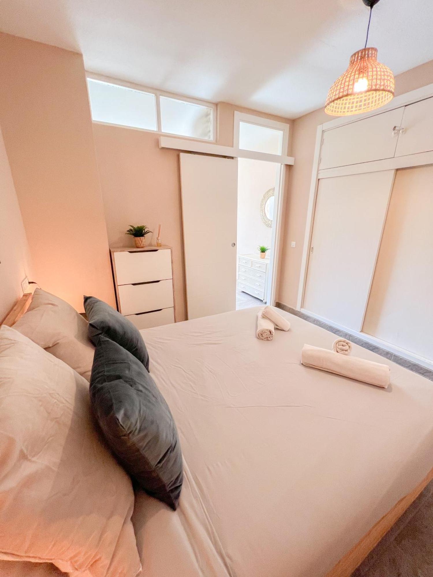 Cozy & Sunny Carihuela Park Apartment Torremolinos Ngoại thất bức ảnh