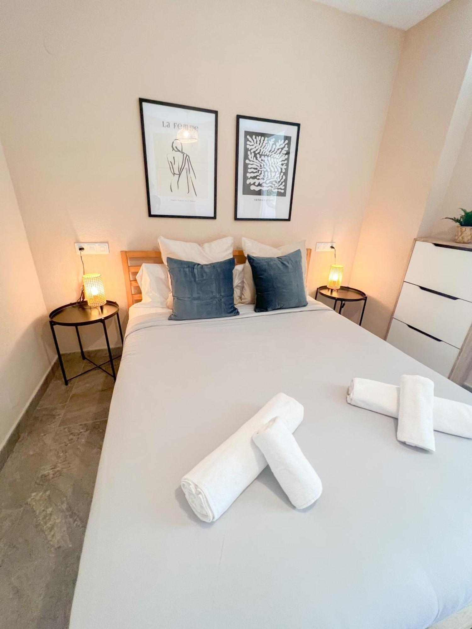 Cozy & Sunny Carihuela Park Apartment Torremolinos Ngoại thất bức ảnh